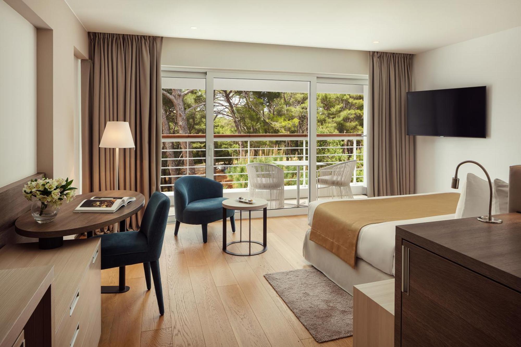 Hotel Bellevue Mali Losinj Bagian luar foto